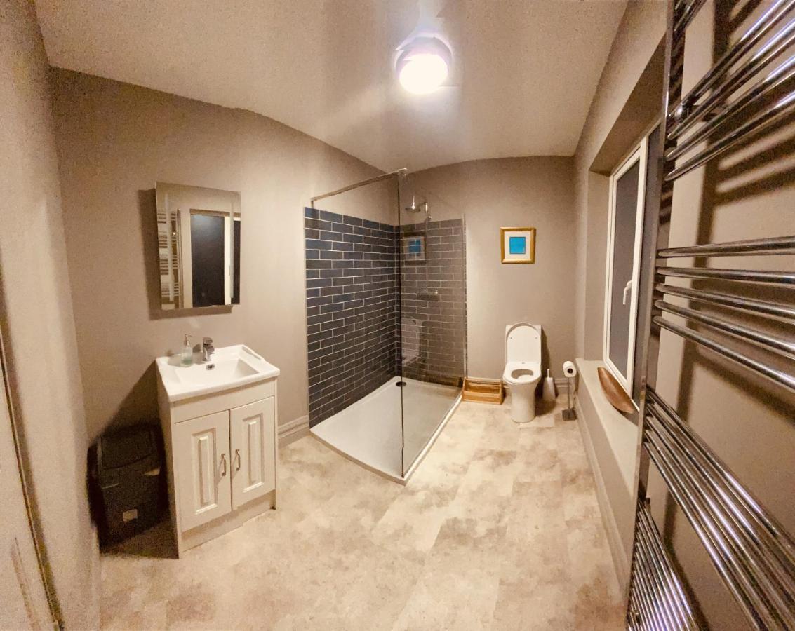 3 Bedroom Luxury Apartment Main Street Cashel  Zewnętrze zdjęcie