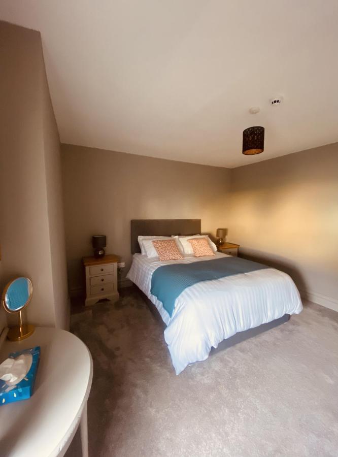 3 Bedroom Luxury Apartment Main Street Cashel  Zewnętrze zdjęcie